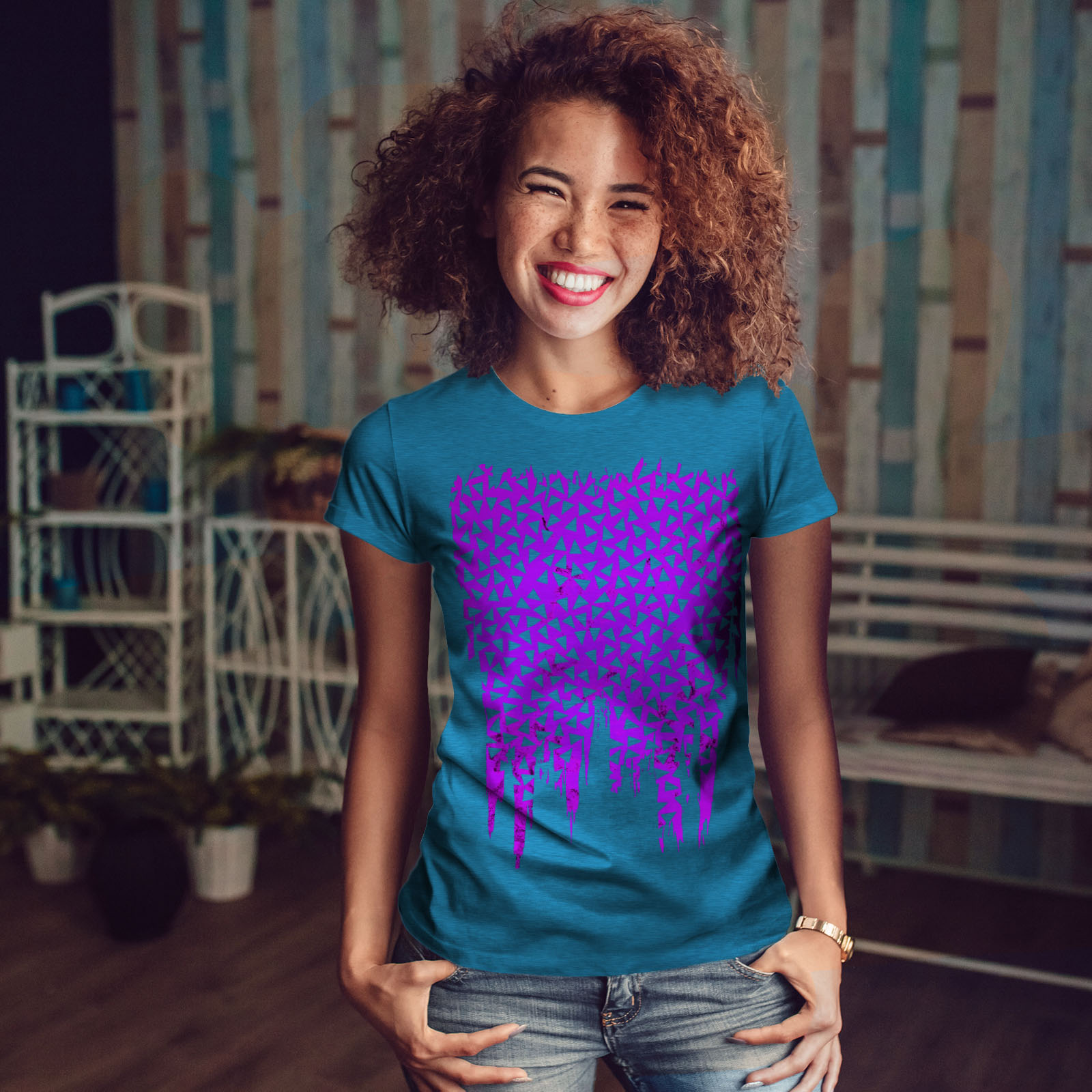 Wellcoda Triangle Pattern Fashion Blue Womens T-shirt